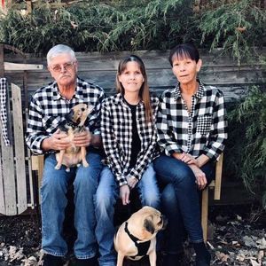 Meet your Posher, Pam